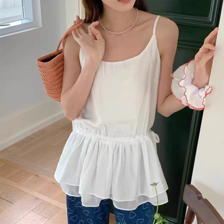 [ONN/ [BL625]캉캉 스트링 나시 블라우스 끈 나시 허리 스트링 셔링 디테일 플레어 밑단 나들이룩 일상룩