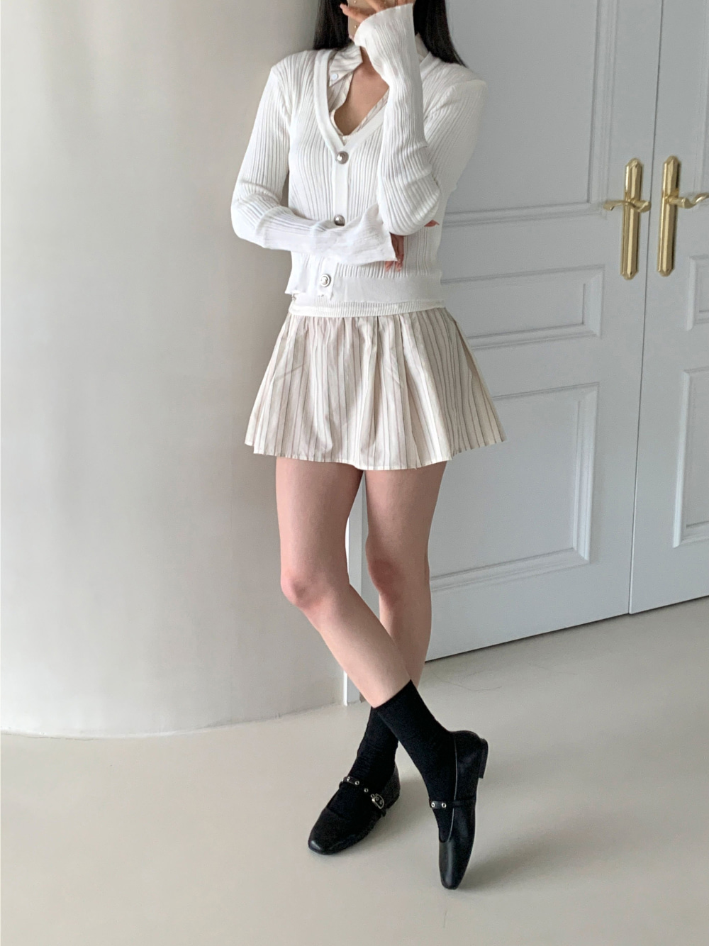 [LUC]무료/5234 발편한 여성 단화 직장인, 신입생,블랙, 화이트 발편한 구두 신고 벗기 편한 구멍 끈 여성 신발