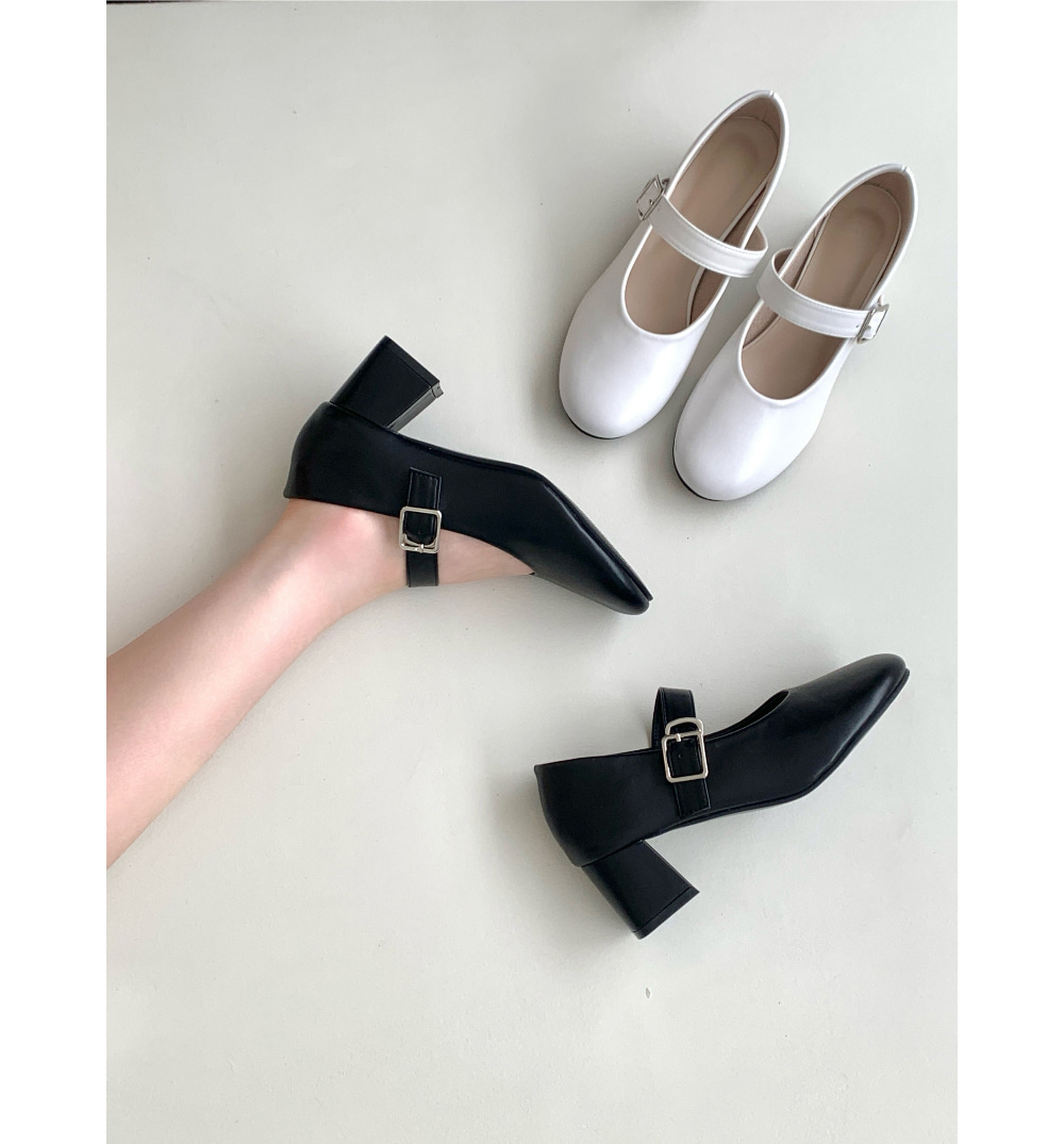 무료[luc] 5235 여성 엣지 슈즈 단화 직장인, 신입생,블랙, 화이트 발편한 구두 신고 벗기 편한 신발