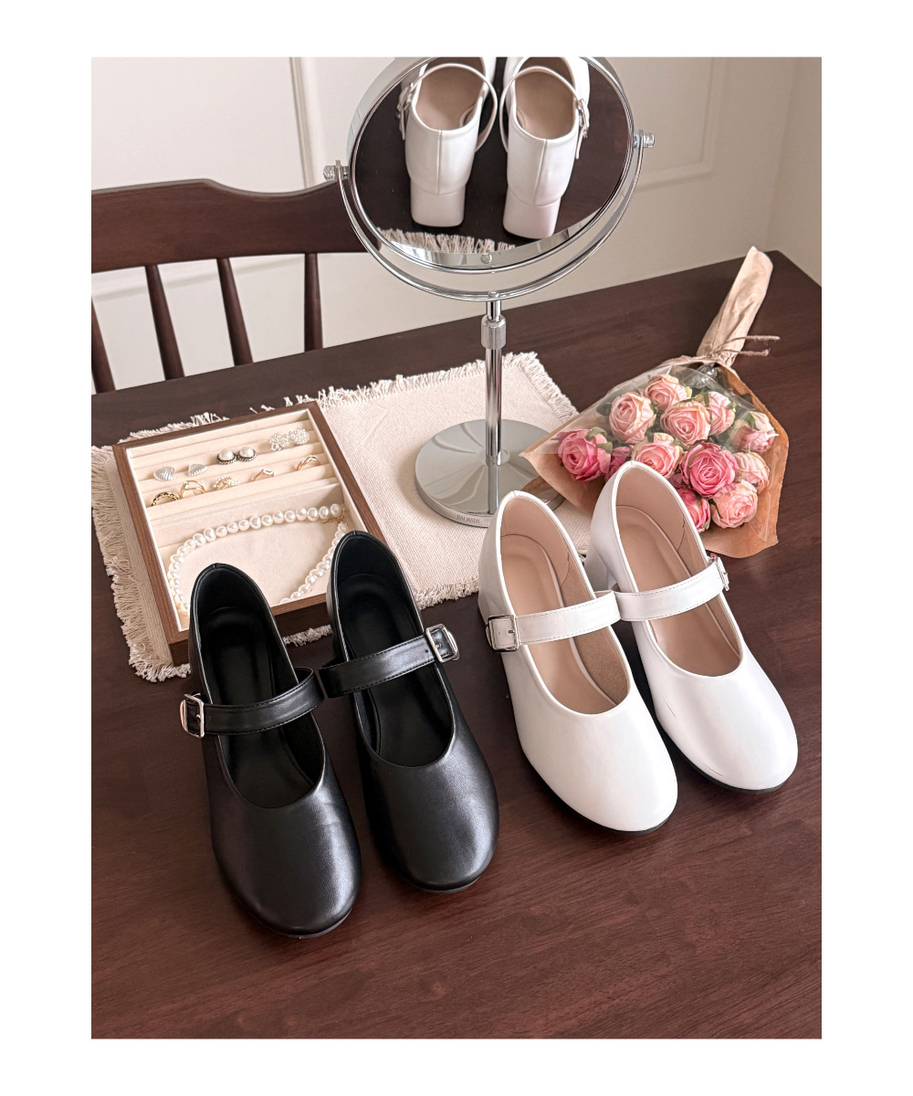 무료[luc] 5235 여성 엣지 슈즈 단화 직장인, 신입생,블랙, 화이트 발편한 구두 신고 벗기 편한 신발