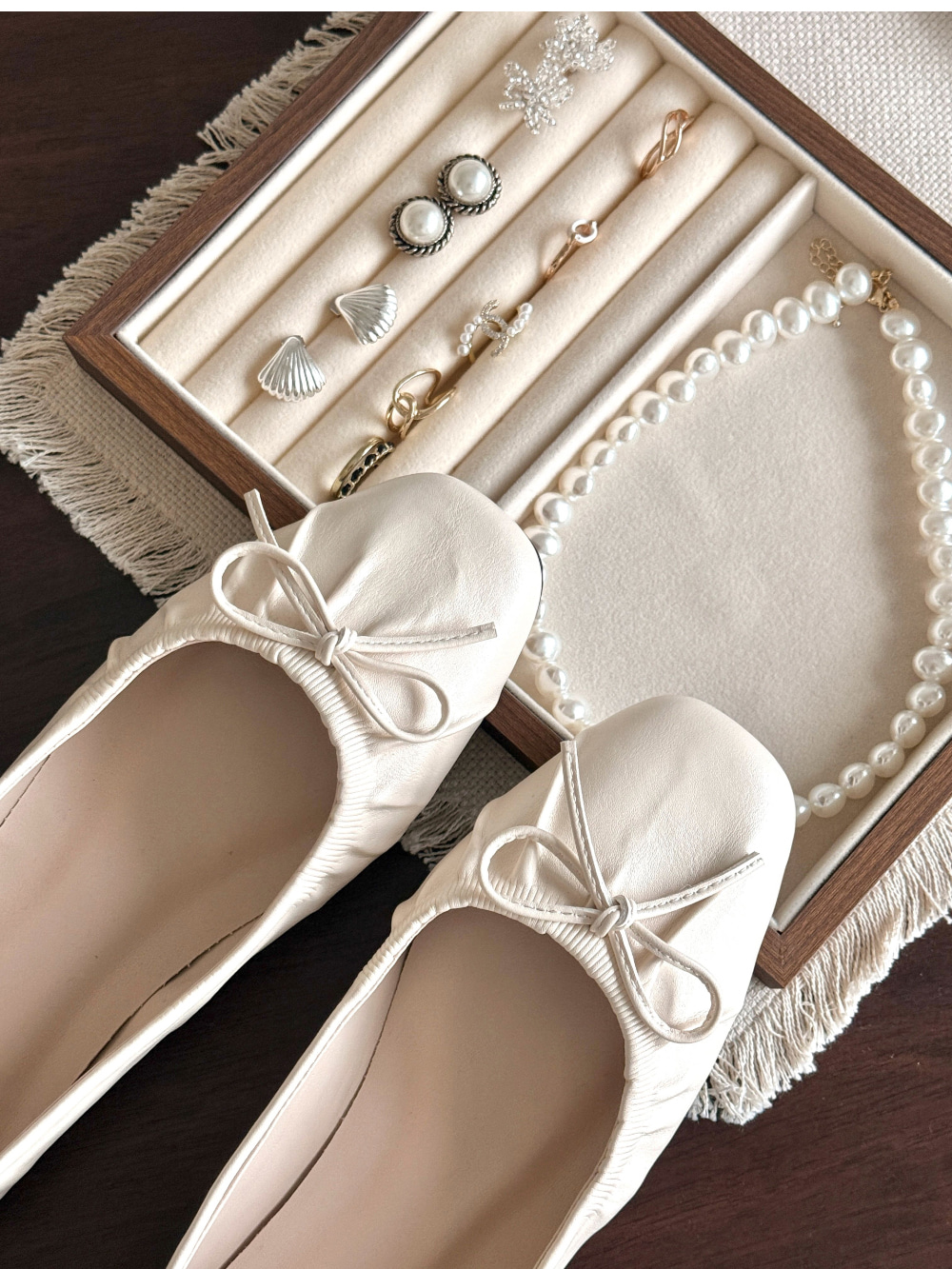 무료/[LUC]/5242 리본 플랫 슈즈 여성 엣지 슈즈 단화 슈즈 투라인 단화 구두 발편한 신발 면접룩 신입룩