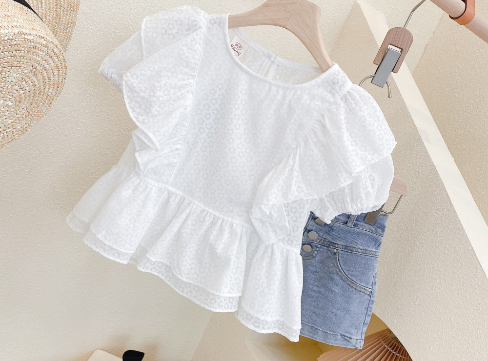 [DOO]25141648 실버튼 숏팬츠 흰블라우스 세트 청반바지 꽃 프릴 소매 라운드 셔츠