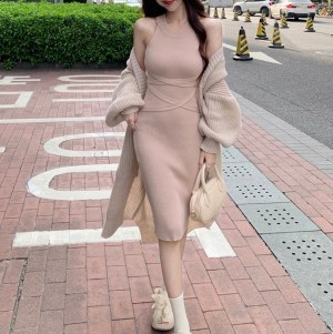 무료[ONN / [OPS1251]홀터넥 엑스 원피스 롱 가디건 세트/세련된 디자인/니트/롱가디건 /모임룩/감성핏/슬림핏