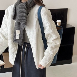 무료 [ONN/ [JP150]퀼팅 루즈핏 패딩/유연한소재/ 소프트한/늘씬함/시크함/ 데이트룩/ 모임룩/누빔/경량패딩