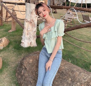 무료 [제이스]P0000CJW 러플 쉬폰 블라우스(2Color) 스퀘어넥 도트 패턴 프릴 앞단추 쉬폰 소재