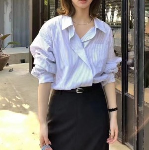 [ONN/ [ST149]스트라이프 루즈핏 포켓 셔츠 카라넥 클래식 프론트 버튼 데이리룩 데이트룩 오피스룩
