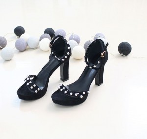 무료/LUC/ ES.2018-6 (2color) 스웨이드 스터드스트랩 샌들힐(10cm) 하이힐 숙녀화 웨지힐
