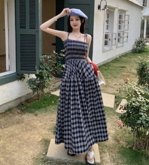 DOO57084347 스트랩 나시 원피스 롱 튜브탑 여성 여름 체크 민소매 바캉스 A라인 휴가철 일상룩