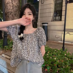 DOO 57024181 퍼프 소매 여리여리 여성 여름 데일리 오프숄더 플라워 반팔 블라우스 티렌디한 데이트룩 